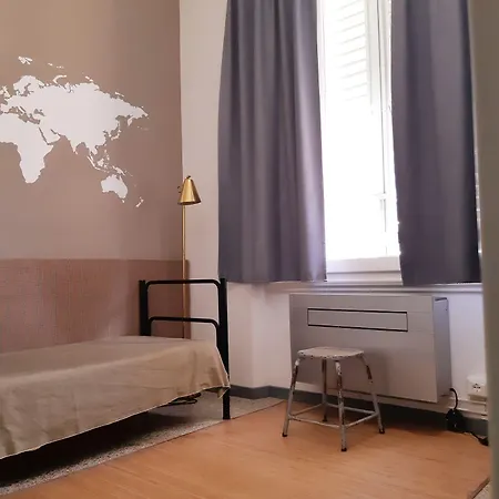 Tasso Hostel *